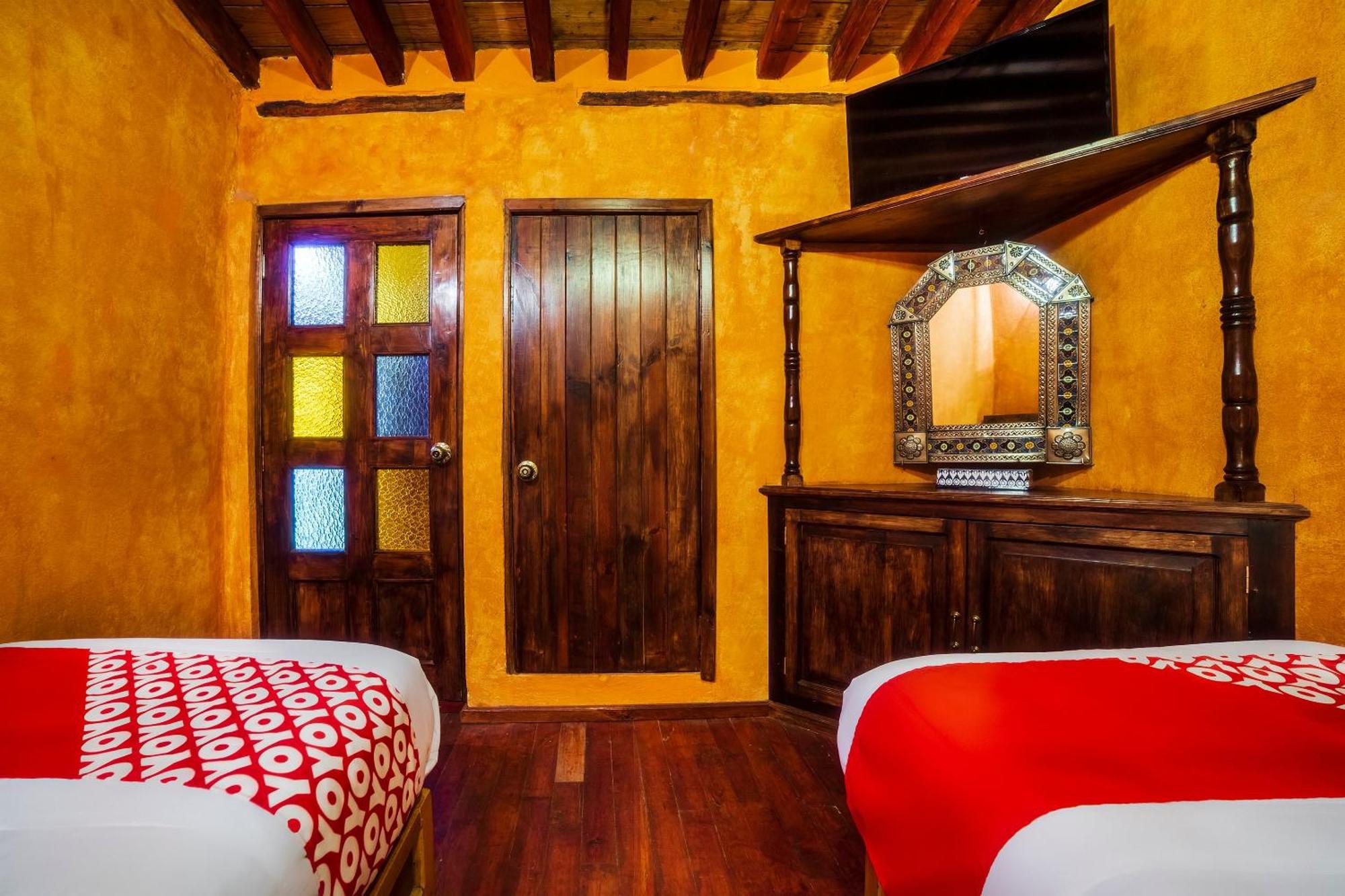 Oyo Hotel El Mineral, Tlalpujahua Bagian luar foto
