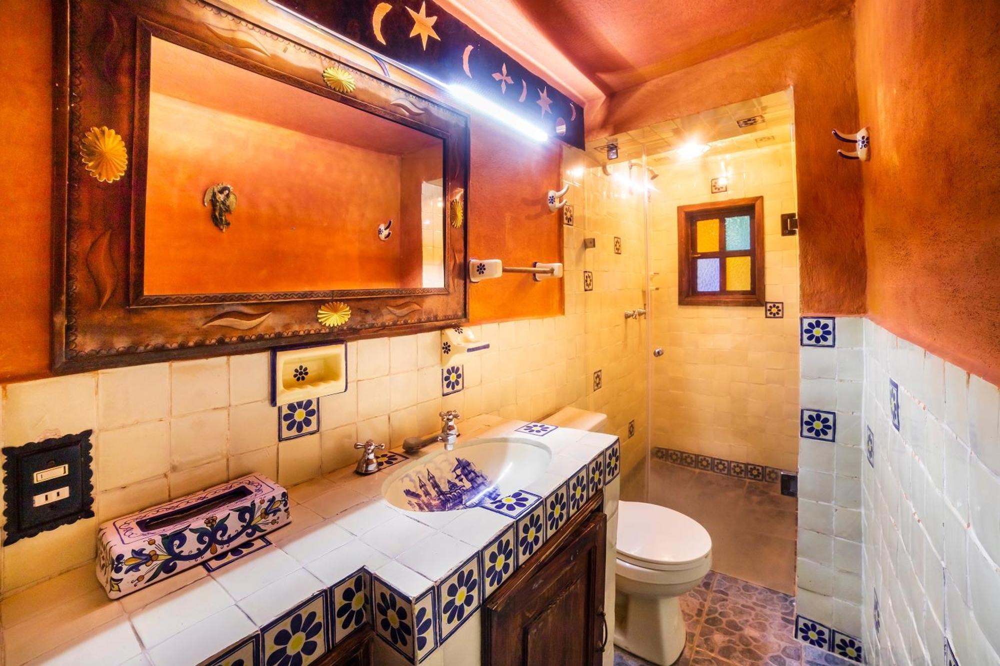 Oyo Hotel El Mineral, Tlalpujahua Bagian luar foto